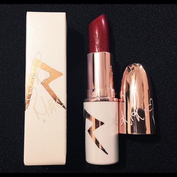 MAC x RiRi "Woo" Lipstick - Picture 1 of 2